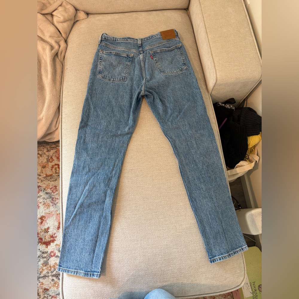 Levi’s 501 Original Fit Women’s Jeans - Picture 3 of 5